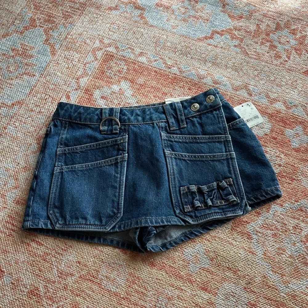 NWT We The Free - Adele Denim Skort size 25 low rise grunge utility - Picture 4 of 11